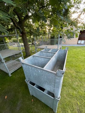 3x bak voor bouwmaterialen/stelling/… beschikbaar voor biedingen