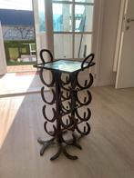 Smeedijzeren flessenhouder, Ophalen, Zo goed als nieuw