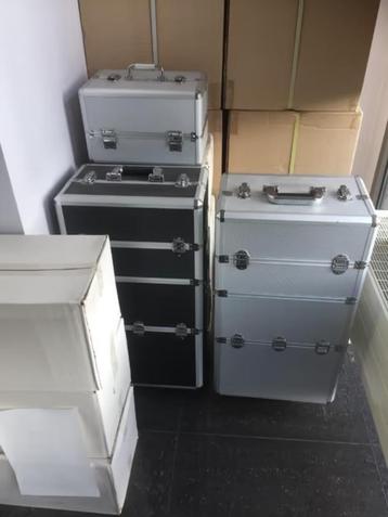 Manicure Trolley beschikbaar voor biedingen