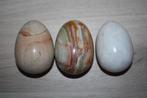 3x Stenen eieren , 7 cm hoog , marmer, Enlèvement ou Envoi, Autres types