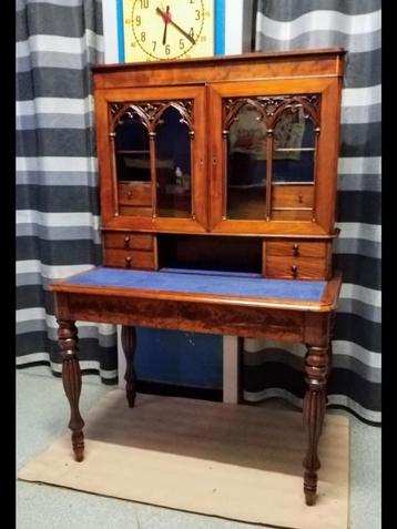 Klein mahoniehouten bureau, 19e-eeuws schrijfbureau voor dam beschikbaar voor biedingen