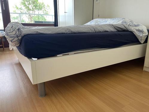 Bed 160 x 200 manuele lattoflex en matrassen, Huis en Inrichting, Slaapkamer | Bedden, Zo goed als nieuw, Tweepersoons, 160 cm