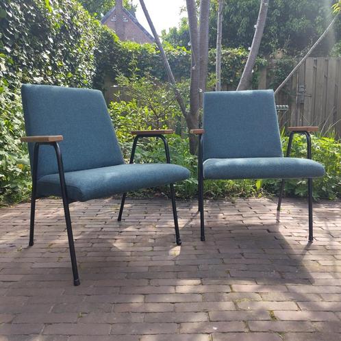 2 x Pierre Guariche - Meurop - Robert - opnieuw bekleed, Huis en Inrichting, Fauteuils, Zo goed als nieuw, Hout, Metaal, Stof