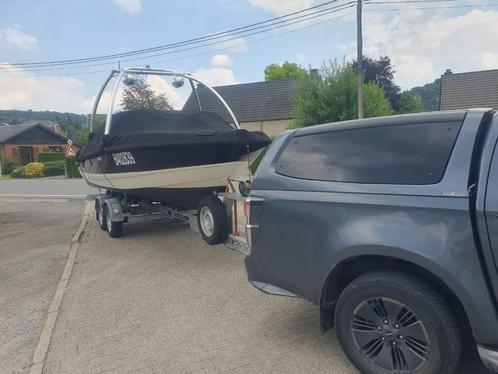 MOTORBOOT, Watersport en Boten, Motorboten en Motorjachten, Zo goed als nieuw, Polyester, 6 tot 9 meter, Benzine, Binnenboordmotor