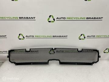 Voorbumper Grill Iveco Daily 6 NIEUW ORIGINEEL 5801651748 beschikbaar voor biedingen