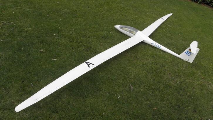 Vol GFK zwever de N I M B U S 4 D, Hobby en Vrije tijd, Modelbouw | Radiografisch | Vliegtuigen, Refurbished, Overige typen, RTF (Ready to Fly)