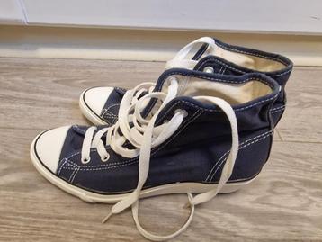 Baskette bleu marine Converse 37 a talon beschikbaar voor biedingen