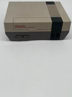 NES Console - met 2 controllers | In nette staat, Games en Spelcomputers, Games | Nintendo NES, 2 spelers, Ophalen of Verzenden