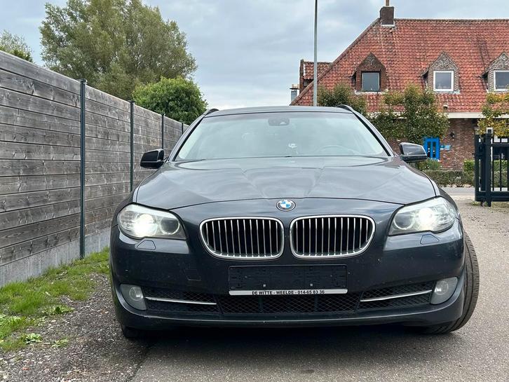BMW 530D 2011 AUTOMATIC 3.0 DIESEL EXPORT, Auto's, BMW, Particulier, 5 Reeks, Boordcomputer, Diesel, Euro 5, 5 deurs, Automaat