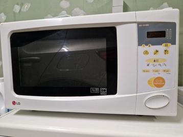LG Microgolfoven, Elektronische apparatuur, Microgolfovens, Ophalen, Microgolfoven