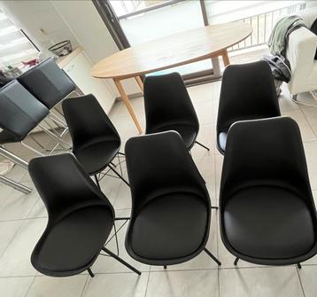 SET STOELEN ZO GOED ALS NIEUW beschikbaar voor biedingen