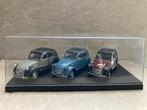 3x Citroën  2cv in vitrine, Ophalen, Zo goed als nieuw, Auto, Welly