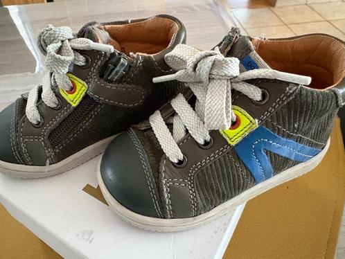 bottine bébé, Kinderen en Baby's, Babykleding | Schoentjes en Sokjes, Zo goed als nieuw, Jongetje, Laarsjes, Ophalen of Verzenden
