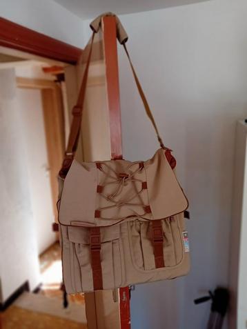 GR8X Baby Traveller Deluxe compacte luiertas beschikbaar voor biedingen