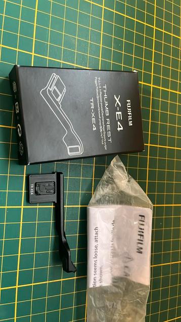 Fujifilm TR-XE4 thumb rest origineel  beschikbaar voor biedingen