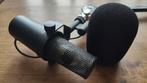 Shure SM7b avec pied de bureau et fetamp, Muziek en Instrumenten, Microfoons, Ophalen, Zo goed als nieuw