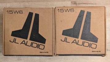 Oude winkelstock, 'Old school'  2x JL Audio 15W6 subwoofers. beschikbaar voor biedingen