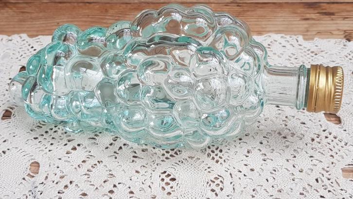 Lichtgroen druiventros flesje, Antiek en Kunst, Curiosa en Brocante, Ophalen of Verzenden