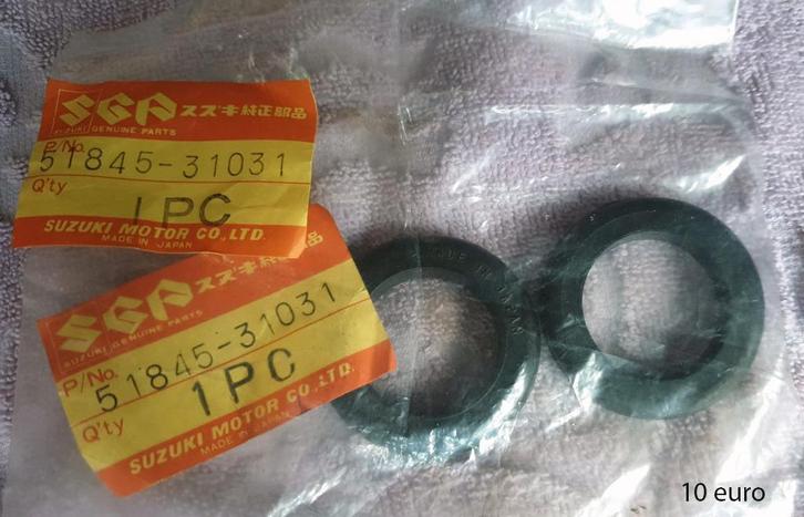 Suzuki gt 250 , onderdelen zie foto, Motoren, Onderdelen | Suzuki, Gebruikt, Ophalen of Verzenden