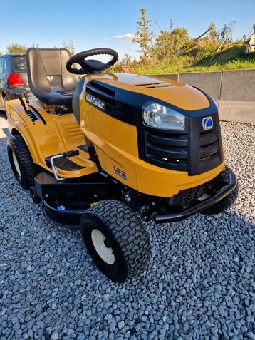 Zitmaaier CUB-CADET LT3PR105, Enlèvement, Comme neuf, Bac de ramassage, 90 à 120 cm
