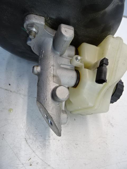 HOOFDREMCILINDER Mercedes-Benz E (W211) (01-2002/12-2008), Auto-onderdelen, Remmen en Aandrijving, Mercedes-Benz, Gebruikt