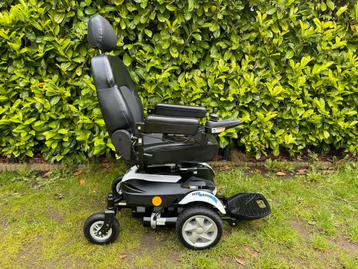 Nieuwe binnen en buiten elektrische rolstoel zeer compact