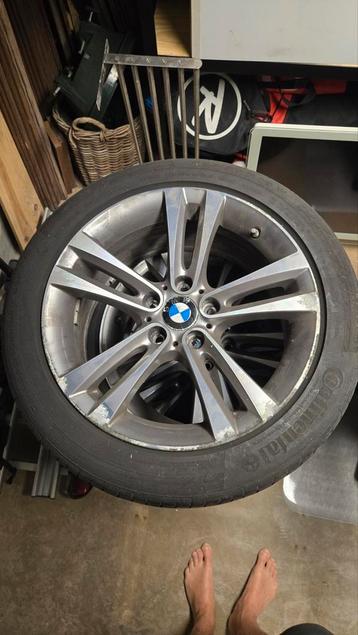 4 BMW velgen met Continental banden. beschikbaar voor biedingen