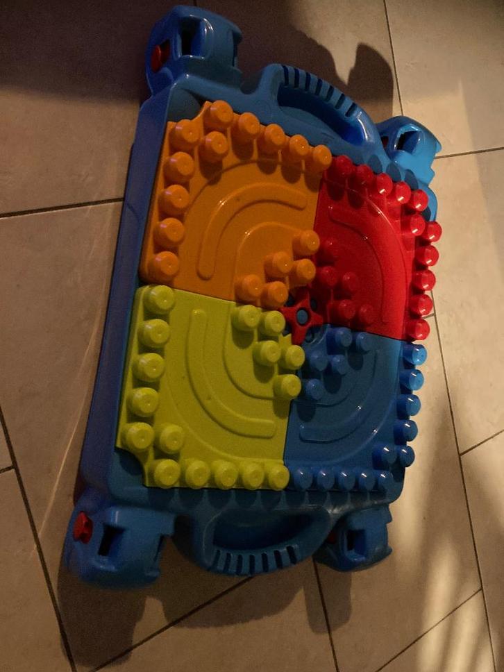 Mega Bloks tafel, Kinderen en Baby's, Speelgoed | Bouwstenen, Gebruikt, Megabloks, Ophalen