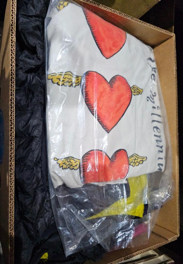 Kavel voor rommelmarkt kleding, schoenen, zakken, Diversen, Rommelmarktspullen, Gebruikt, Ophalen