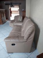 Salon in goede staat met relax zetel, Ophalen, Gebruikt, Overige materialen, Hedendaags