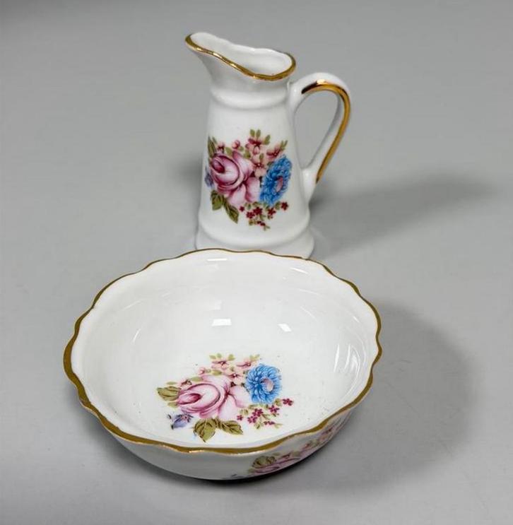 ROYAL PORCELAIN P. Limoges 24KT Gold melkkan en schaaltje, Antiek en Kunst, Antiek | Servies los, Ophalen of Verzenden