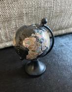 Wereldbol decoratie klein, Ophalen, Zo goed als nieuw