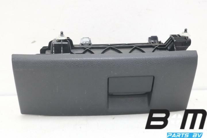 Opbergvak voor stoel rechts Audi A3 8V 8V0881578, Auto-onderdelen, Interieur en Bekleding, Gebruikt