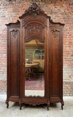 Franse antieke kast met spiegel – Elegant houtsnijwerk, Antiek en Kunst, Ophalen