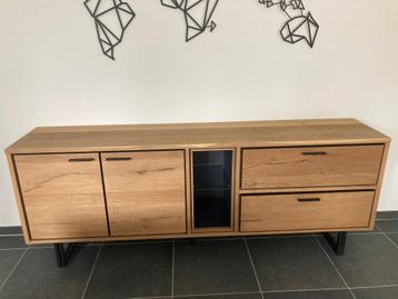 Dressoir Xooon eikenhout beschikbaar voor biedingen