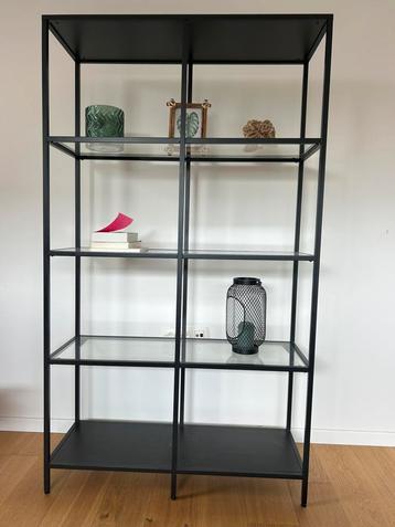 Stellingkast ikea VITTJSÖ 100x175 zwart/glas beschikbaar voor biedingen