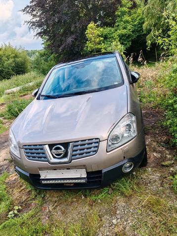 Nissan qashqai  / 2.0 / 4x4 / boîte automatique / 2008 full!