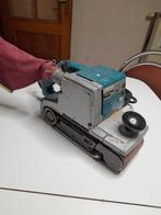 MAKITA: Banden schuurmachine, Doe-het-zelf en Bouw, Gereedschap | Schuurmachines, Ophalen, Gebruikt, 600 tot 1200 watt, Bandschuurmachine