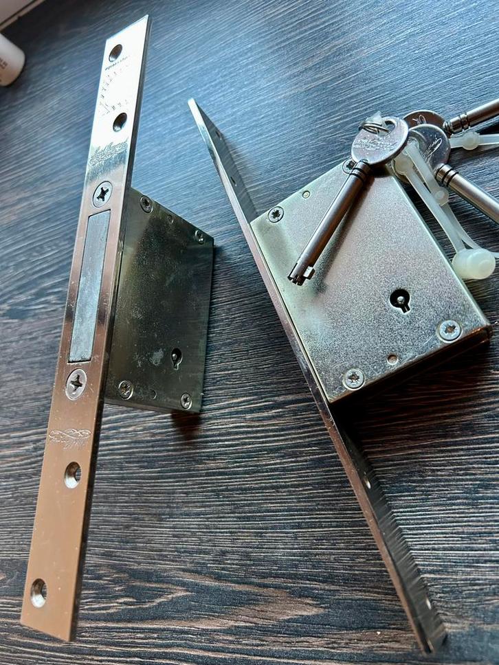 Bramah MD 27 Zware Inbraakwerende Sloten., Doe-het-zelf en Bouw, Hang- en Sluitwerk, Zo goed als nieuw, Ophalen of Verzenden