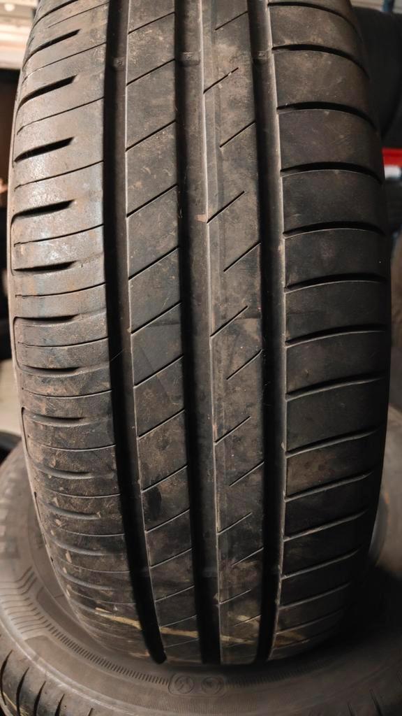 195/65r15 95t Goodyear 40€ per stuk met plaatsen 195/65/r15, Auto-onderdelen, Besturing, Ophalen of Verzenden