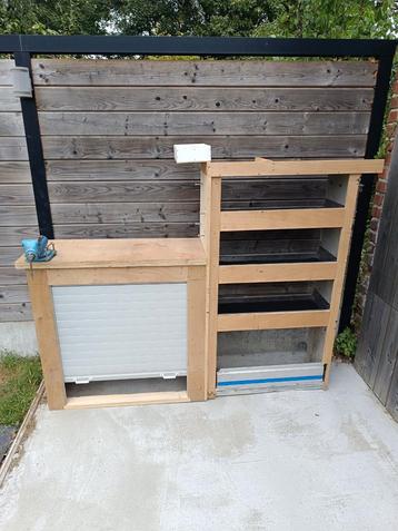 Bedrijfswageninrichting 3 rekken, zie fotos beschikbaar voor biedingen