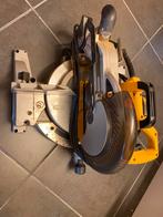 Dewalt afkortzaag met extra zaagblad, Doe-het-zelf en Bouw, Gereedschap | Zaagmachines, Ophalen, Gebruikt, 70 mm of meer, Dewalt