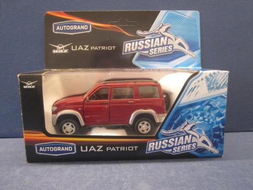Auto autogrand UAZ Patriot Russian series 1:43, Kinderen en Baby's, Speelgoed |Speelgoedvoertuigen, Ophalen of Verzenden