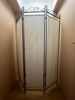 Paravent en fer forgé et toiles blanches, Enlèvement, Utilisé