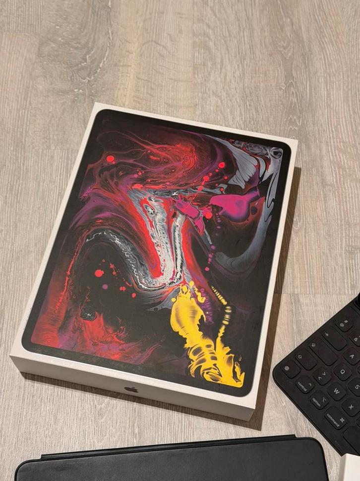 iPad Pro 12.9 Wifi+Cellular 1TB + mogelijke accessoires., Computers en Software, Apple iPads, Zo goed als nieuw, Ophalen