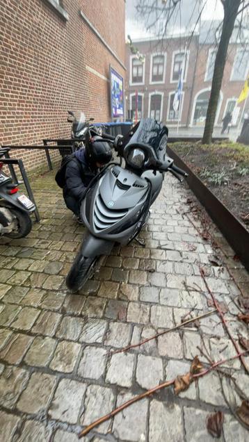 Piaggio zip 4t carbu(v2)  beschikbaar voor biedingen