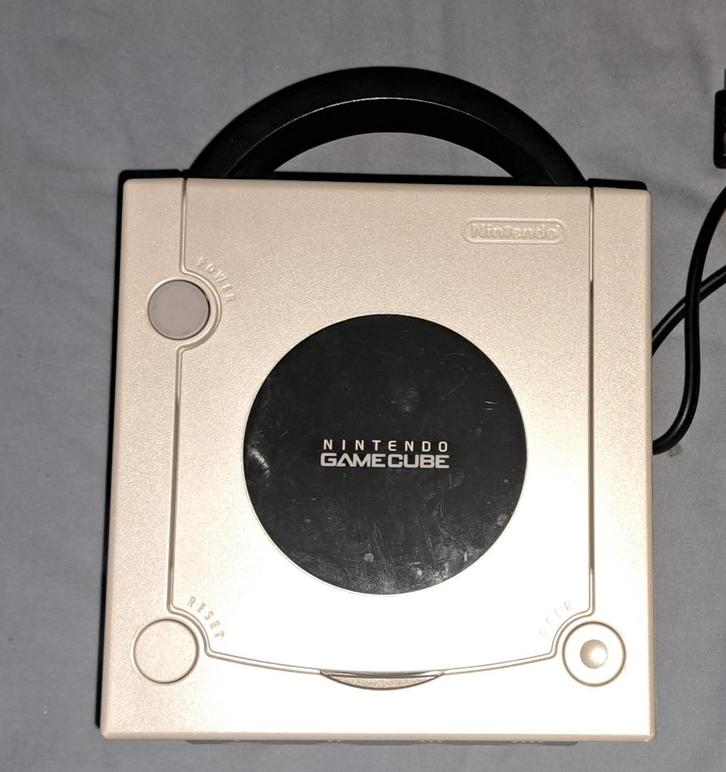 Console Game cube 2001 avec manette, Consoles de jeu & Jeux vidéo, Consoles de jeu | Nintendo GameCube, Utilisé, Autres couleurs