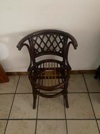 Houten stoel 2 st, Ophalen, Zo goed als nieuw