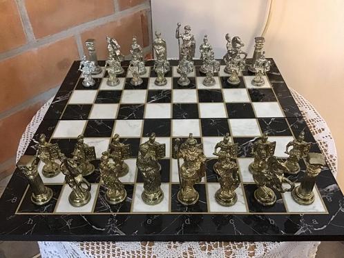 Prachtig schaakspel met zware metalen schaakfiguren., Hobby & Loisirs créatifs, Jeux de société | Jeux de plateau, Enlèvement ou Envoi