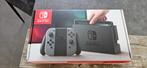 Nintendo switch V1 2017, Games en Spelcomputers, Spelcomputers | Nintendo Switch, Ophalen, Met 2 controllers, Switch Original